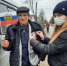 В Унече волонтеры раздают флажки и ленты в цветах российского триколора - Унечская газета