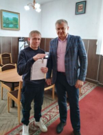 В администрации Унечского района вручили сиротам ключи от новых квартир