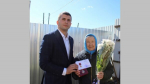 В Карачевском районе Нине Чинных вручили медаль в честь 80-летия Победы